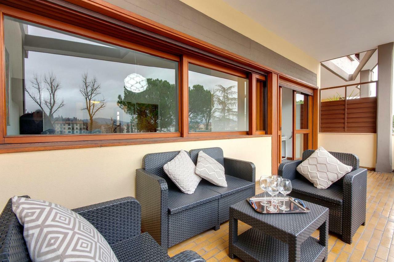 Lungarno Apartment By Mamo Florenz Exterior foto