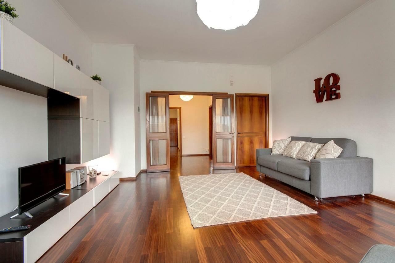 Lungarno Apartment By Mamo Florenz Exterior foto